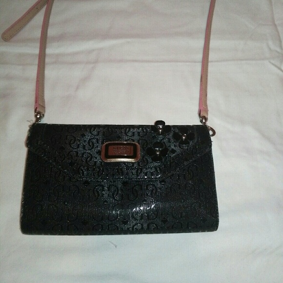 Guess Handbags - Guess crossbody wallet black
